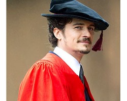 10 Selebriti Dunia yang Mendapatkan Gelar Honoris Causa 