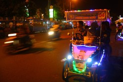 Mobil Gowes, Cara Asyik Menikmati Tegal