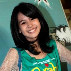 Maudy Ayunda Tak Bisa Pilih Nyanyi atau Akting