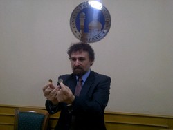 Ini Dia Keuntungan Memakai Dinar dan Dirham versi Shyakh Umar