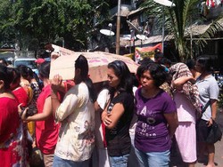 Operasi Pasar Murah, Kisah Ibu-ibu Demi Paket Rp 20 Ribu