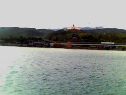 Padang, Kampuang Nan Jauh di Mato