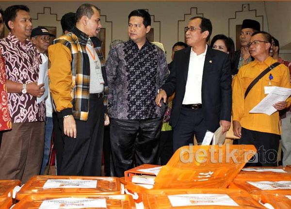 Hanura Daftar Pemilu, Wiranto Absen