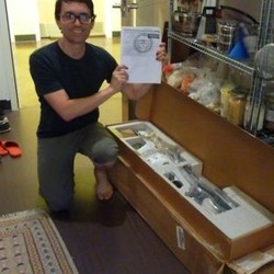 Wah! Beli TV di Amazon Malah Dapat Senjata Ilegal