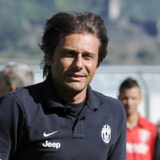 Berkomunikasi dengan Carrera pun Conte Dilarang