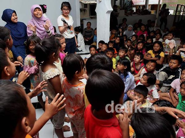 Mengusir Trauma Kebakaran dengan Dongeng