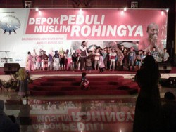 Ribuan Orang Hadiri Aksi Peduli Rohingya di Depok
