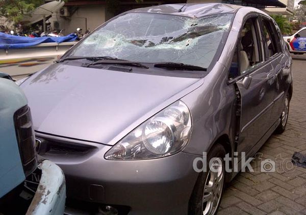 Honda Jazz Diamuk Massa