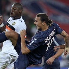 Ibra 2 Gol, PSG Awali Musim dengan Hasil Imbang