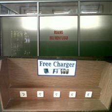 Stasiun Senen Siapkan Ruang Ibu Menyusui & Free Charger untuk Pemudik