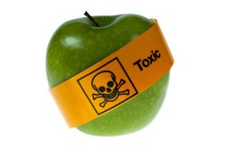 7 Penyakit Mengerikan Akibat Makanan yang Tercemar Pestisida