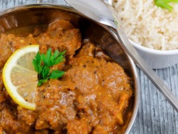 Sulit Tidur? Makanlah Kari Racikan Koki Ini!