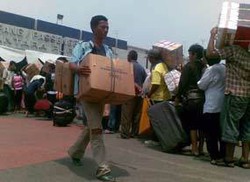 33 Calon Penumpang KA di Semarang Dilarang Masuk Stasiun 