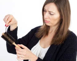 50% Wanita Mengalami Kerontokan Rambut