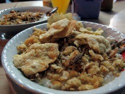 Menenangkan Perut dengan Semangkuk BurCik Hangat