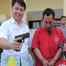 Satpam Bank Muamalat Adalah Pelaku Perampokan Dua Bank