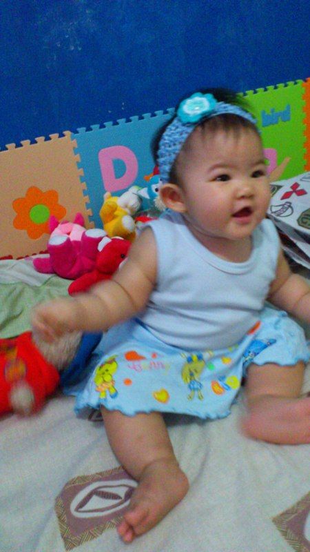 Celine Valerie Somantareja, 9 Bulan, Perempuan
