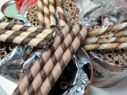 Mana Wafer Stick yang Paling Krenyes dan Tebal Cokelatnya?