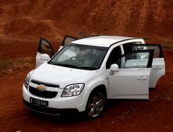 Chevy Orlando, Bodi MPV Rasa Sedan