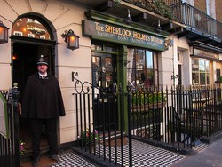 Bertamu ke Rumah Sherlock Holmes