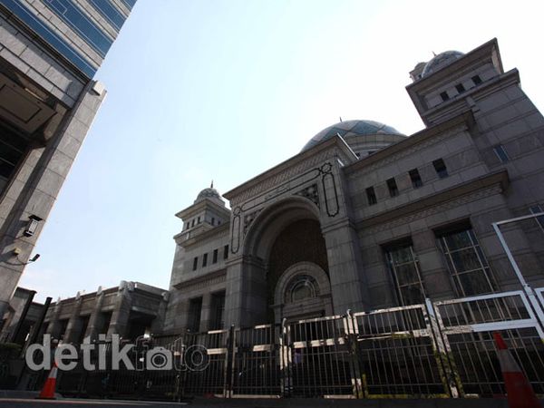 Masjid Baitul Ihsan, Benteng Moral Pegawai BI
