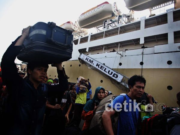 Tanjung Priok Mulai Diserbu Pemudik