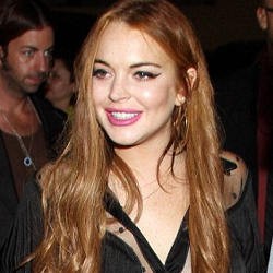 Hadiri Pesta Will.i.am, Lindsay Lohan Tak Pakai Celana