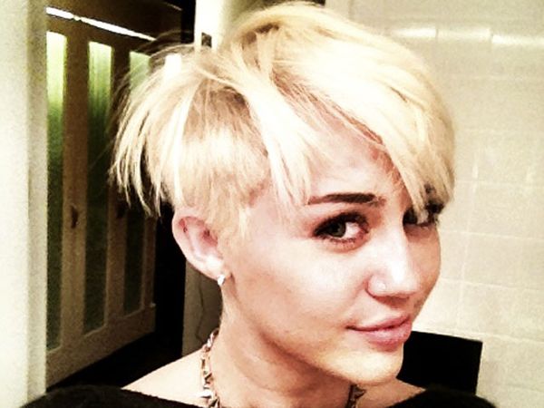 Rambut Cepak Miley Cyrus