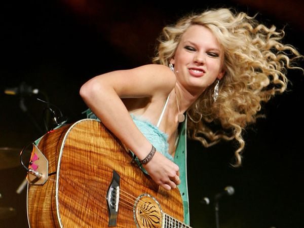 Perjalanan Karier Taylor Swift
