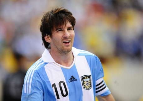 Kapten Messi Dibela Pelatih Argentina