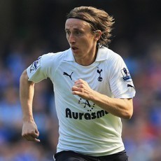 Modric Dikabarkan Kian Dekat ke Madrid