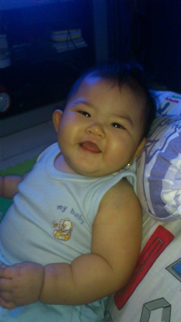 Celine Valerie Somantareja, 9 Bulan, Perempuan