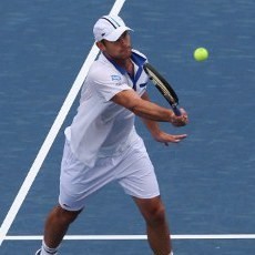 Roddick Langsung Tersingkir