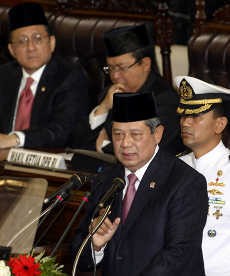 SBY Minta Polri Responsif, Tak Lakukan Pembiaran atas Konflik Warga