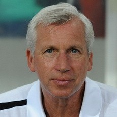 Newcastle Butuh Satu Pemain Lagi