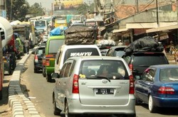 Jalur Selatan Masih Dipenuhi Pemudik