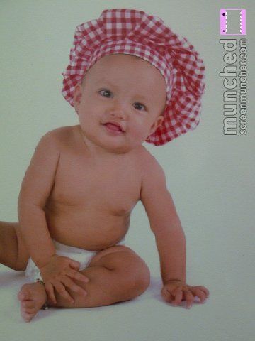 Isabelle Agustina, 1 Tahun, Perempuan