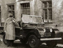 Land Rover Milik Winston Churchill Siap Dilelang