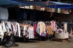 Berburu Baju Lebaran Murah di Pasar Senen