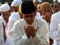 Tahanan KPK Salat Id di Cipinang