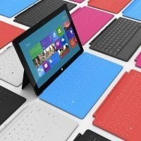 Lenovo Yakin Kalahkan Microsoft Surface