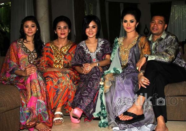 KD Gelar Open House di Rumah Barunya