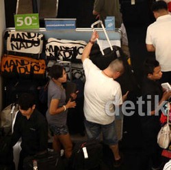 Mal di Jakarta Mulai Dipadati Pengunjung