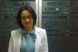 dr Ayu SpBP, Sambung Menyambung Tangan Putus bak Tukang Jahit