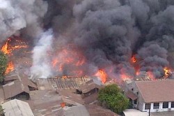 Api di Pondok Bambu Padam, Warga Mulai Masukan Barang ke Rumah 