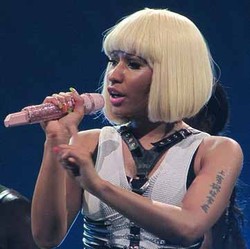 Nicki Minaj Jadi Juri American Idol?