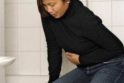 Duh, Habis Makan Makanan Bersantan Jadinya Susah BAB