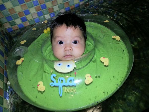 Nathanael Mourinho Nayoan, 2 Bulan, Lelaki