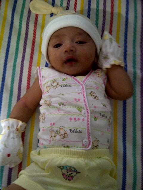 Jonathan Aristeo Novijanto, 2 Bulan, Lelaki