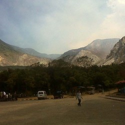 Masih Terbakar, Kawasan Taman Wisata Gunung Papandayan Ditutup